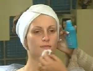آموزش پاک کردن آرایش صورت !!!
