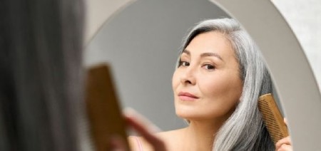 آیا ریزش مو در افراد مسن طبیعی است