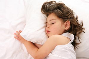 خواب مهم ترین عامل در رشد کودک 