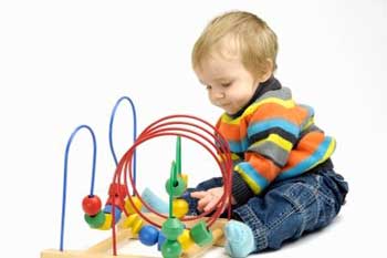 اسباب‌ بازی‌,اسباب‌ بازی‌ کودکان,اسباب‌ بازی‌ های مضر کودکان