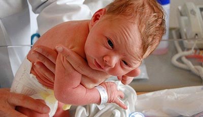 واکسن نوزاد در بدو تولد