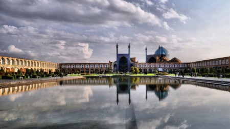 شعر اصفهان نصف جهان