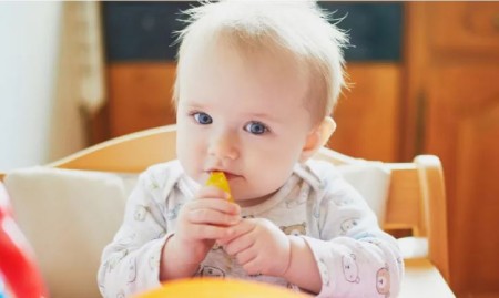 چه غذاهایی برای کودک نامناسب هستند