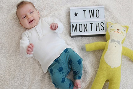 نوزاد دو ماهه,رشد نوزاد دو ماهه,رشد ذهنی نوزاد دو ماهه