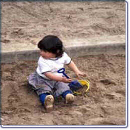 خوردن خاک، زنگ خطری برای کودکان!