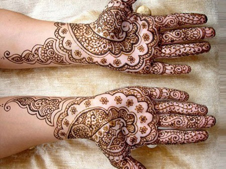 [تصویر:  henna-ceremony3-e2.jpg]