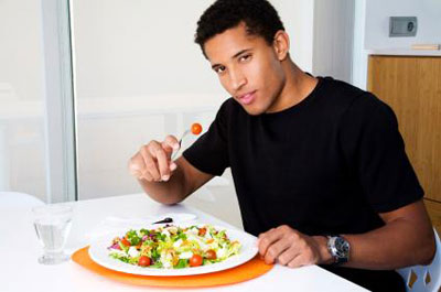 چه غذاهایی برای سلامتی مردان مفید است