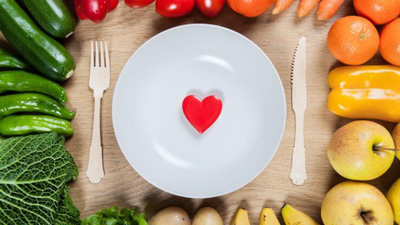 تپش قلب بعد از غذا خوردن, خوراکی هایی که باعث تپش قلب می شوند