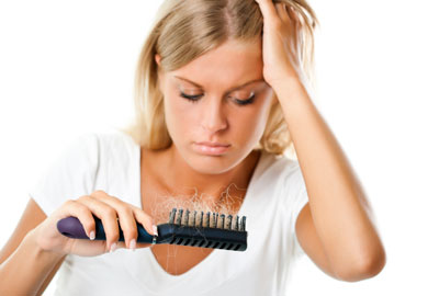 ریزش مو, علائم گردش خون ضعیف در بدن,علت سردی دست و پاها