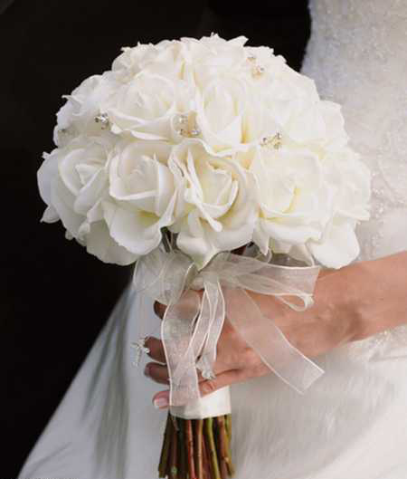 دسته گل عروس به رنگ سفید, دسته گل سفید عروس