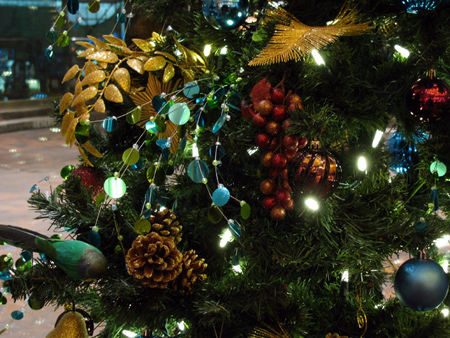 [تصویر:  christmas2-tree-decoration29.jpg]