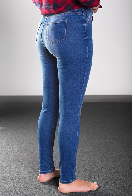 [تصویر:  jeans-without-peru6.jpg]
