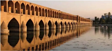 انشا در مورد سی و سه پل,تحقیق در مورد سی و سه پل برای کودکان,مقاله درباره سی و سه پل اصفهان