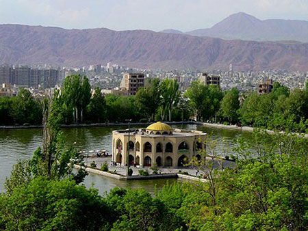 گردشگر خارجی در ایران,گردشگر خارجی,مکان های دیدنی آذربایجان شرقى