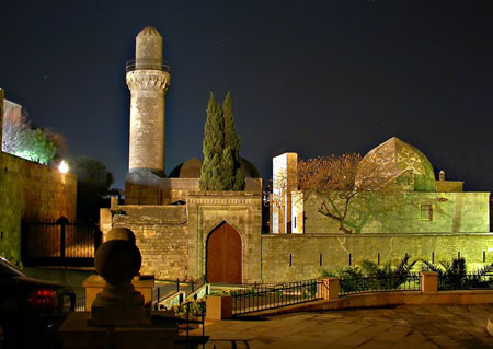 کاخ شیروان شاه,کاخ شیروان شاه در باکو,کاخ شیروان شاه در آدربایجان
