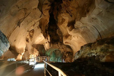 غار,زیباترین غارهای جهان,دیدنی های مالزی