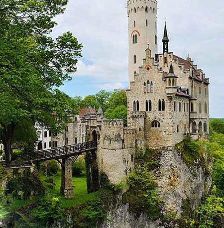 قلعه "لیختن اشتاین" در آلمان,جالبترین قلعه های دنیا, قلعه های دنیا