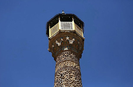 مسجد جامع سمنان بنایی بسیار کهن و باارزش