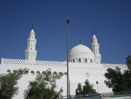 اخت مسجد قبا, ساخت مسجد قبا توسط پیامبر