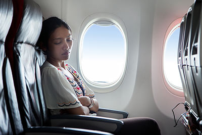خوابیدن در هواپیما, نکاتی برای داشتن خواب راحت در هواپیما,سفر با هواپیما