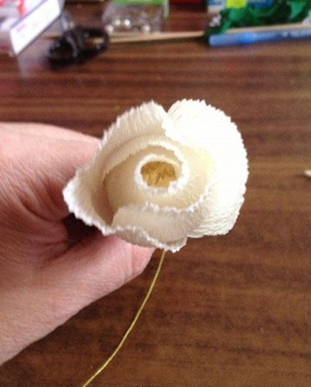 آموزش گل سازی, ساخت گل کاغذی کشی