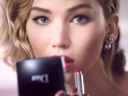 مدل کیف و لوازم آرایش برند دیور با تبلیغات جنیفر لارنس