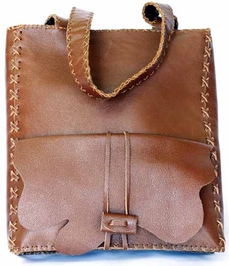 [تصویر:  models-handmade-leather-bag2-e1.jpg]