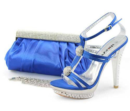 تصویر: http://www.beytoote.com/images/stories/mode/set-handbags-women's-shoes12-e1.jpg