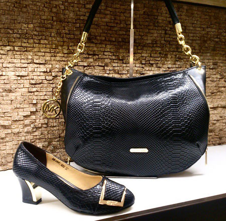 تصویر: http://www.beytoote.com/images/stories/mode/set-handbags-women's-shoes5-e1.jpg