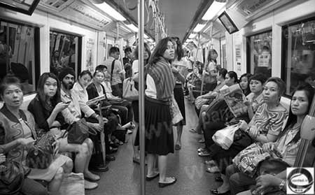 عکاس تايلندي , واگنهاي مترو , اخبار گوناگون