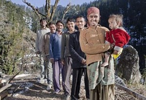 زندگی یک زن با 5 مرد, تصاویر زنی با 5 شوهر زندگی یک زن با 5 مرد, تصاویر زنی با 5 شوهر