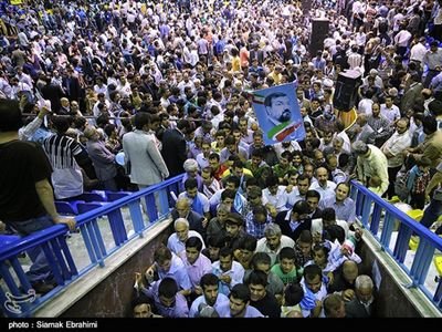 حامیان محسن رضایی,هواداران محسن رضایی در ورزشگاه شهید شیرودی تهران