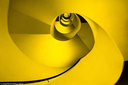 تصاویری از راه پله های بی نظیر