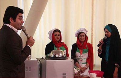 اجرای مشترک آزاده نامداری و فرزاد حسنی,مراسم ازدواج فرزاد حسنی