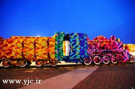 نمایشگاه هنرهای خیابانی , وسایل عجیب و متفاوت