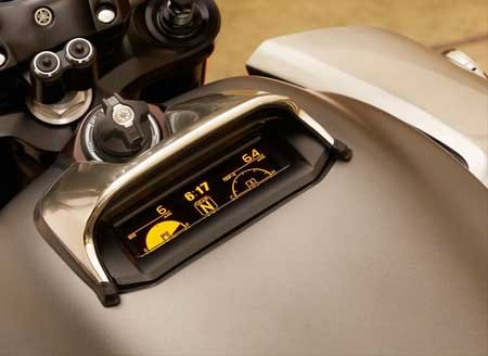 شگفتی‌ها , یاماها وی مکس , موتور 