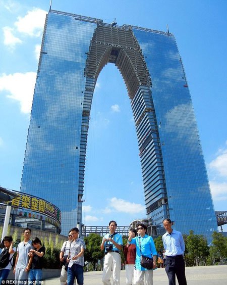 تصاویر برج زیر شلواری در چین,برج زیر شلواری در چین