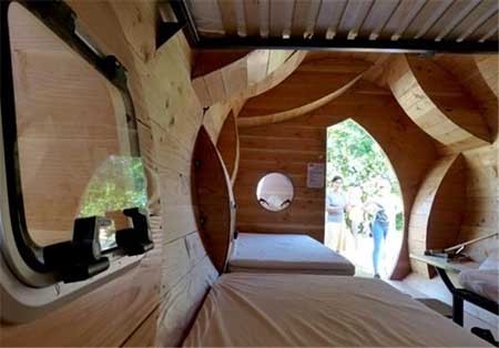 اخبار گوناگون, مکانی برای تمدد اعصاب