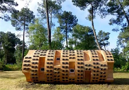 اخبار گوناگون, مکانی برای تمدد اعصاب