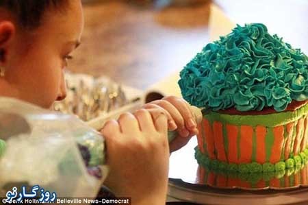 اخبار,اخبار گوناگون,شغل پردرآمد دختر 11 ساله,تزیین کیک و شیرینی