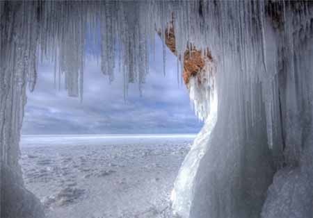 اخبار , اخبار گوناگون , دریاچه یخ‌زده آب شیرین