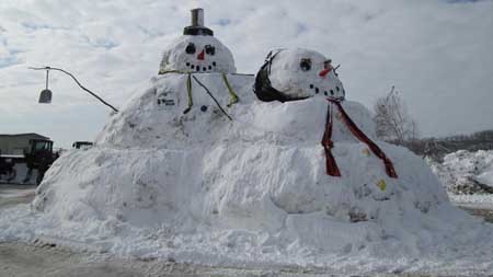اخبار , اخبار گوناگون , ساخت آدم‌ برفی‌