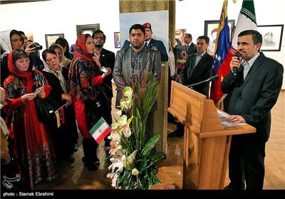 اخبار,اخبار سیاسی,احمدی نژاد در مراسم سالگرد چاوز