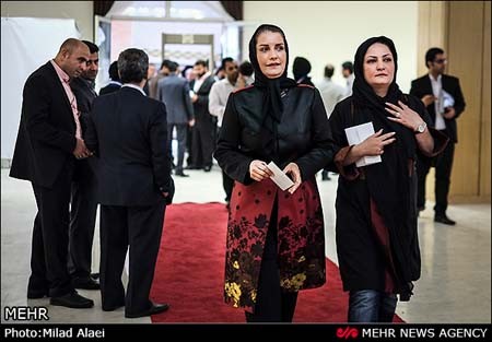 دیدار هنرمندان با روحانی (عکس) 1