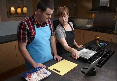 اخبار,اخبار گوناگون , آموزش آشپزی به معلولین ذهنی