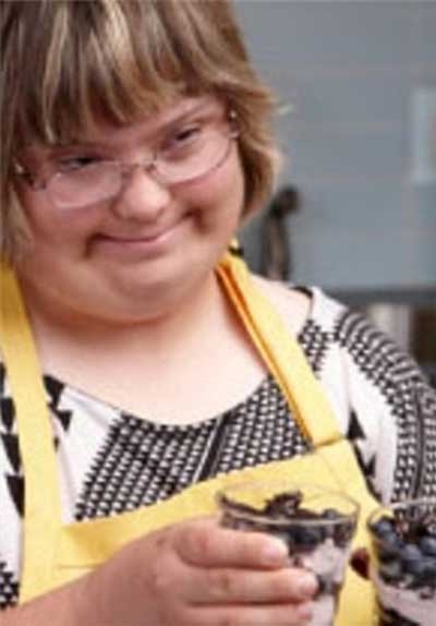 اخبار,اخبار گوناگون , آموزش آشپزی به معلولین ذهنی