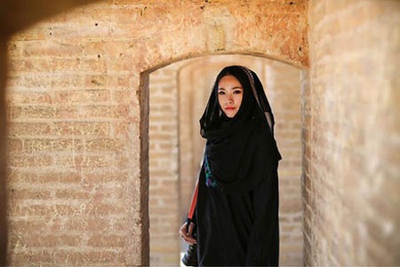 حجاب جالب توجه یک دختر چینی در ایران ! +تصاویر 1