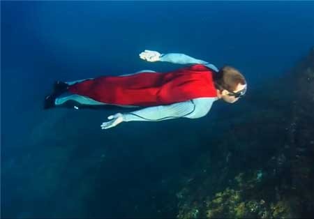 اخبار , اخبار گوناگون , دویدن غواص روی آب