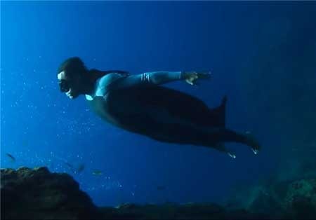 اخبار , اخبار گوناگون , دویدن غواص روی آب