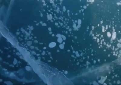 اخبار,اخبار گوناگون,حباب‌های یخی قابل اشتعال در سطح دریاچه